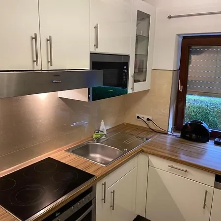 90 M2 In